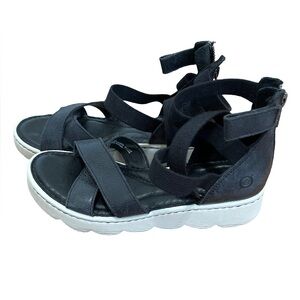 Børn Women’s Size 6 Black Leather Open Toe Sandals Adjustable Ankle Strap